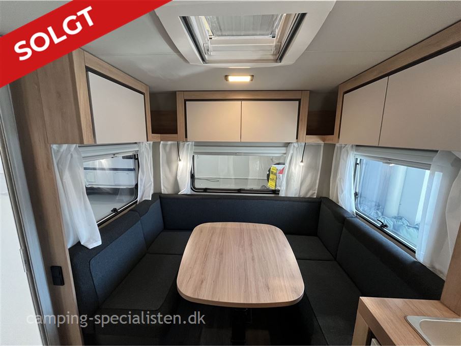 Knaus Sport 450 FU